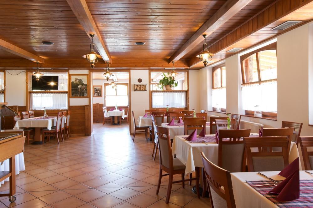 Vitanová Hotel Gobor المظهر الخارجي الصورة